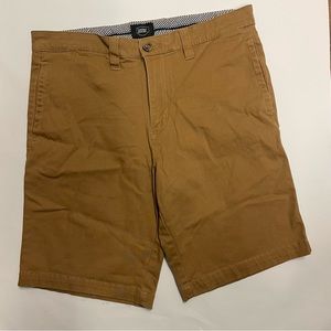 Berkley Jensen men’s tan shorts cotton/spandex